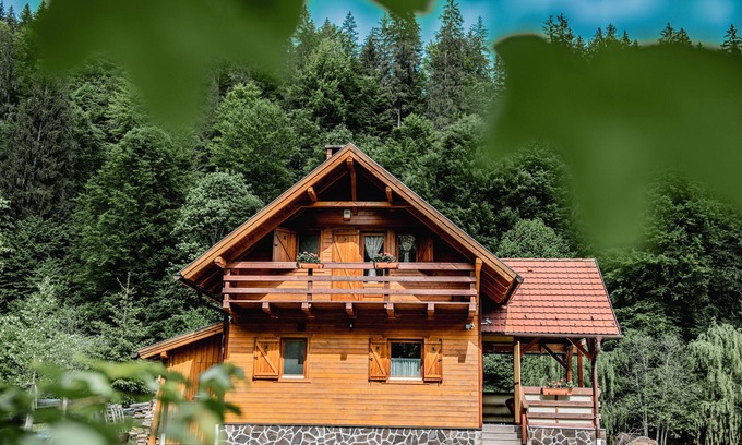 Varsag House | Such as house up in the mountains