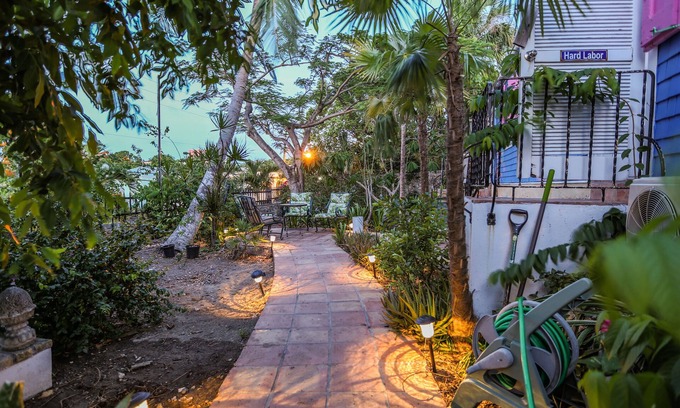 Christiansted House | Sugar Apple Bed & Breakfast