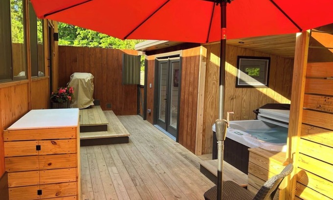 Chatham House | Sugar Shack - 300 square feet of pure sweetness.