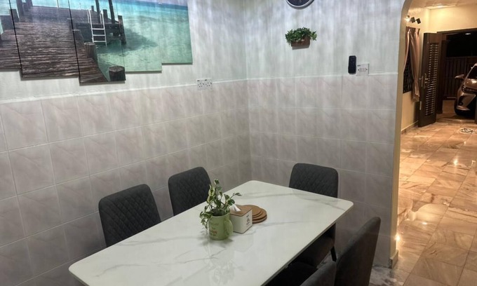 Taman Rapat Damai House | Suitable for whole family vacation home and nearby to all vacation destination.