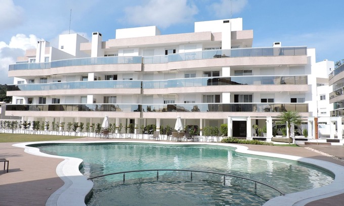 Jurere Apartment | Suitable high standard with barbecue, swimming pool, and a ballroom. 500m from the sea.