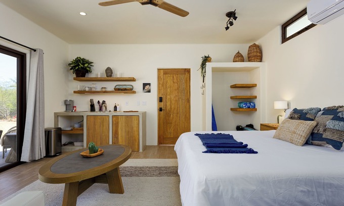 Los Barriles Hotel | Suite 1: Exquisite Luxury by the Sea