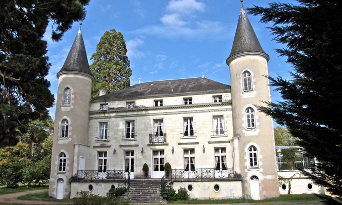 Tournon-Saint-Pierre House | Suite Famille 2A + 3e/chateau Touraine