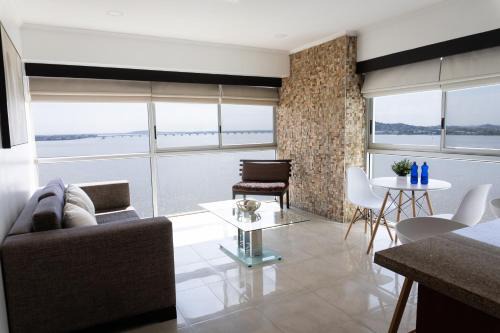 Las Penas Apartment | Suite frente al rio Puerto Santa- Guayaquil