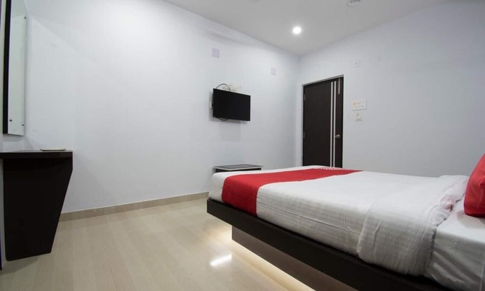 Danapur House | SUITE ROOM 2-S G INTERNATIONAL