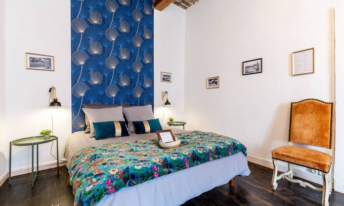 Quartier du Panier House | Suite-Superior-Private Bathroom-Garden View