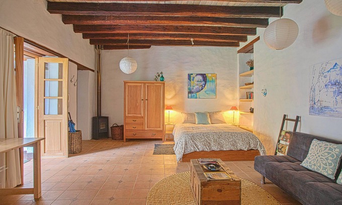 Centro Historico Apartment | Suite Tortuga with Beautiful Gardens in Historical Quito