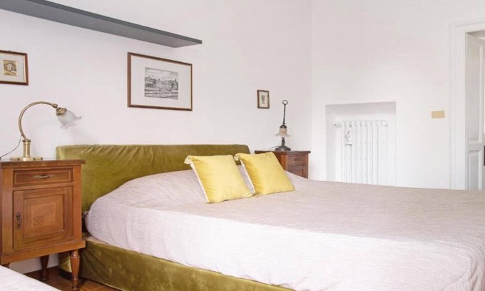Capolago Apartment | Suite with Kitchen in Villa with great Park - Lake Varese