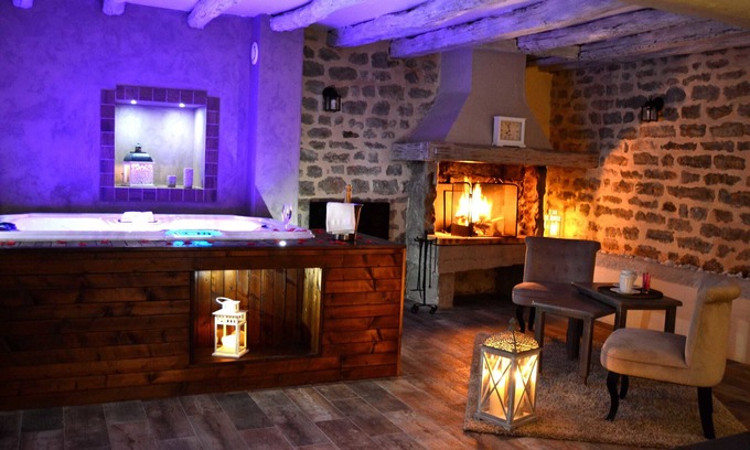 Vandenesse-en-Auxois House | Suites du Domaine de Vandenesse & Spa