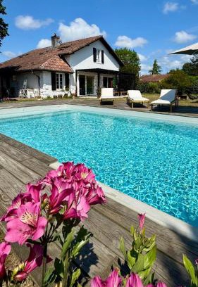 Lit-et-Mixe House | Sukha surf lodge