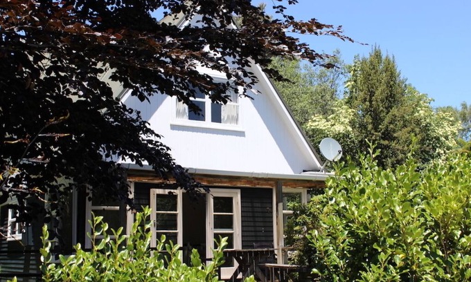 Hatepe House | Summer and winter retreatn3 bedrooms - 2 bathrooms