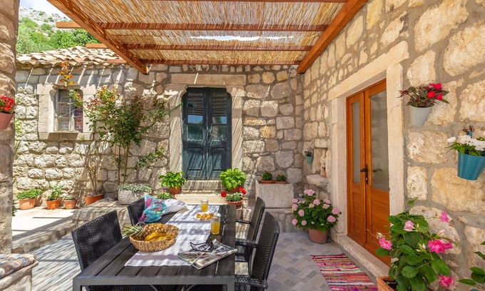 Trsteno House | Summer Cottage - Two Bedroom House, Sleeps 4