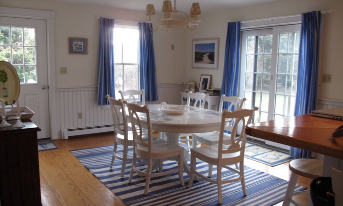 West of Town House | Summer in Nantucket in Ideal Location (Miacomet)