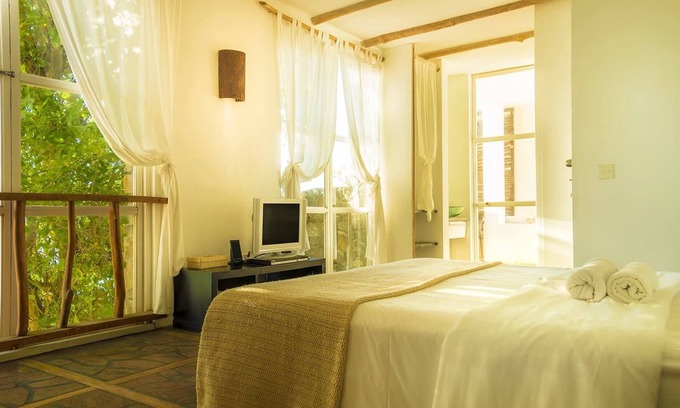 Glacis Apartment | Summer Junior Suite with Sea Views
