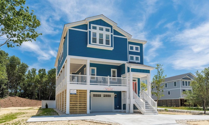 Monteray Shores House | Summer Story: Private Pool, Elevator, Community Amenities