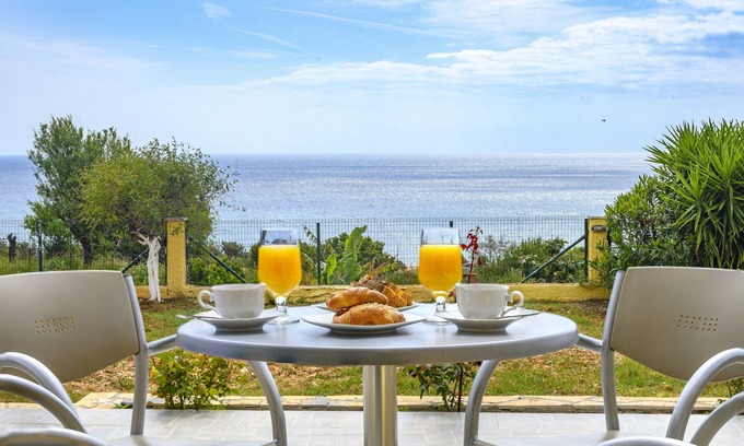 Skala Apartment | Summer Sun