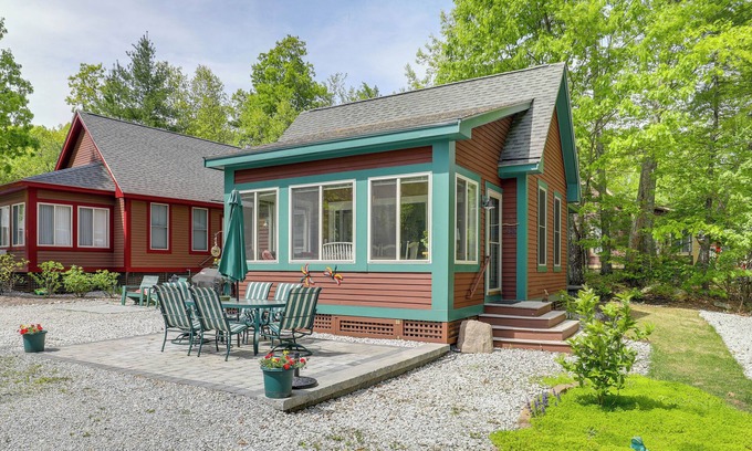 Summer Village Cottage | Summer Village Family Cottage w/Community Perks!