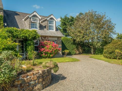 Amroth House | Summerhill Cottage Hw7101