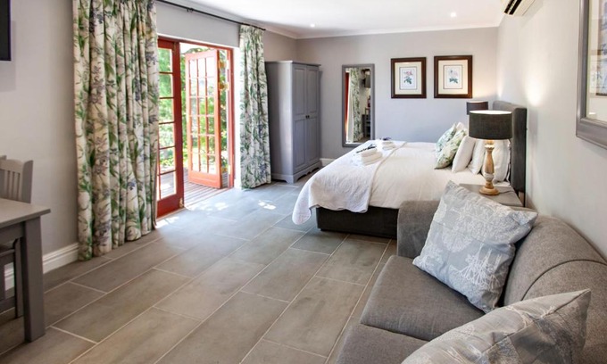 Worcester House | Summerhill Guest Farm