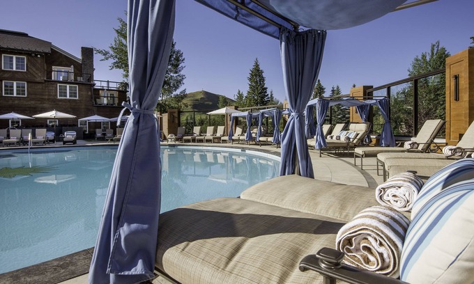 Elkhorn Hotel | Sun Valley Resort