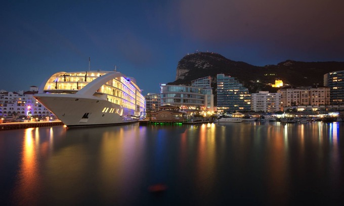 Gibraltar Hotel | Sunborn Gibraltar Yacht Hotel Resort