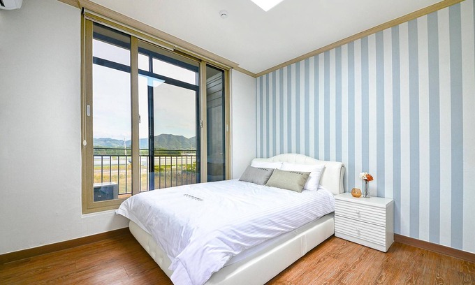 Tarimok House | Suncheonman Ddel Pension