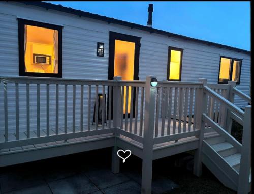 Towyn Apartment | Sundaes caravan rental