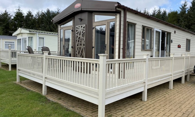 Swarland House | Sunflower Retreat, Northumberland
