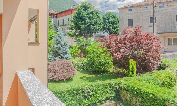 Mandello del Lario Apartment | Sunflowers Home - by Varenna Holidays