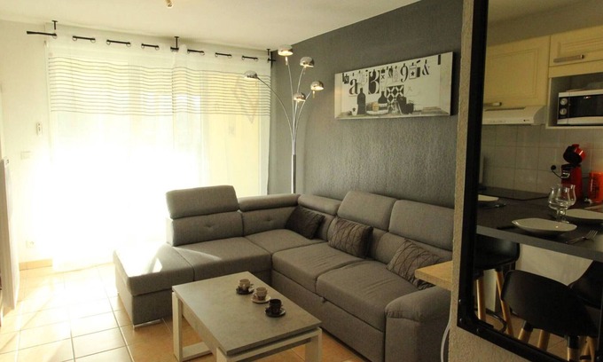 Montauban-de-Luchon Apartment | Sunny 2-Bedroom Apartment with Veranda and Private Garden in Montauban-de-Luchon