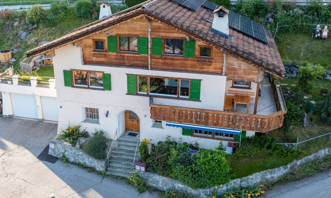 Pany House | Sunny 6.5-room-house (170 m2) for up to 11 with beautiful panoramic view