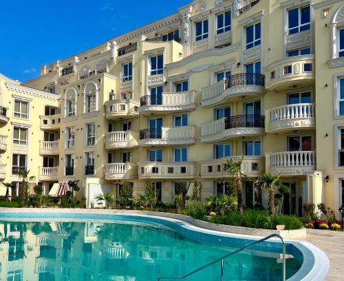 Ravda Apartment | Sunny apartment in Bellicity complex