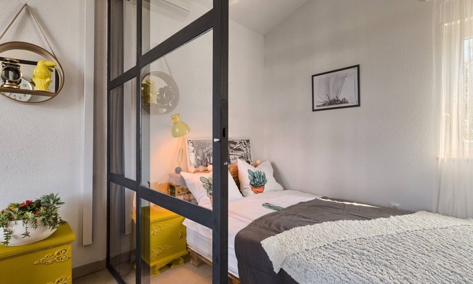 Premantura Apartment | Sunny apartment - Villa Marizella