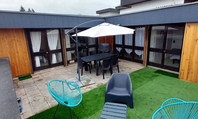 Vernet-la-Varenne House | Sunny cottage 50 m from a lake