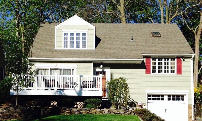 Huntington Apartment | Sunny/Cozy 1 Bdrm Apt, 1 Hr To NYC