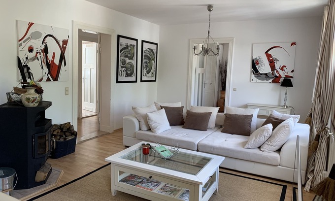 Potsdam Apartment | Sunny design apartment with balcony