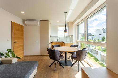 Lesce Apartment | Sunny Green Escape