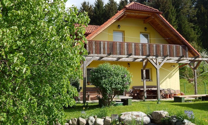 Gornji Grad Bed & Breakfast | Sunny Holiday House B&B
