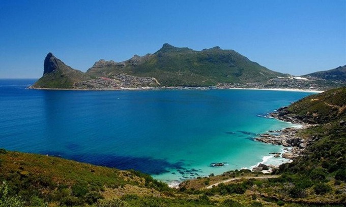 Muizenberg Apartment | Sunny Luxury Seaview Apartment