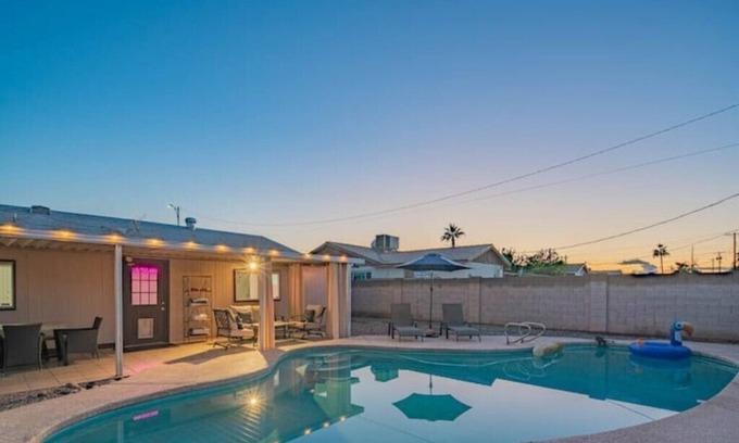 Papago Parkway House | Sunny Scotts Sanctuary:4BR/2BA Pool & Game Roomn