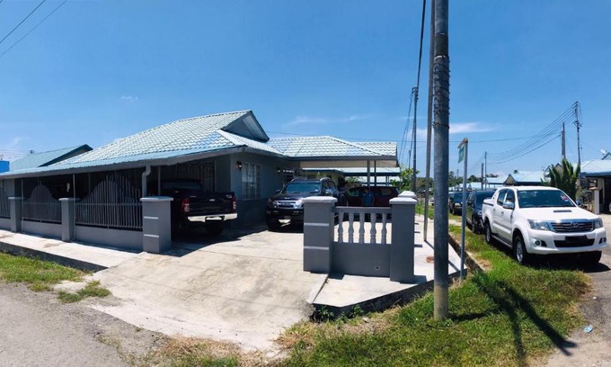 Kudat House | Sunnyday Homestay Kudat