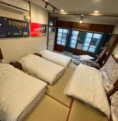Fengshan District Bed & Breakfast | Sunrise Bike Inn
