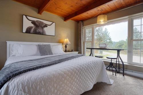 Hot Springs House | Sunrise Cabin at Highland Meadows