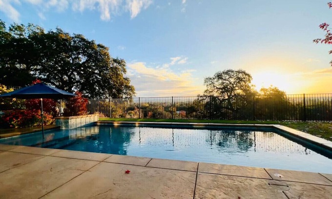 Rocklin House | Sunrise View Vacation Home