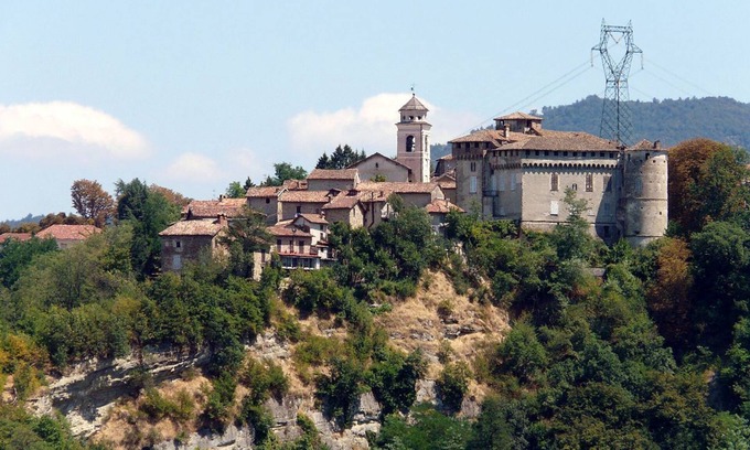 Casaleggio Boiro House | Sunset Room