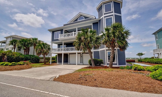 Shell Island House | Sunset Shore - 6 bedroom, 6.5 bathroom house with indoor pool.