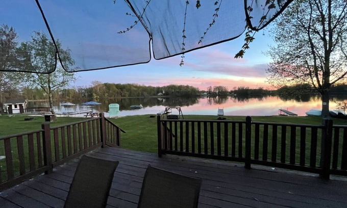 Clare Cottage | Sunset Shores #4- Fishing : Plan Your Perfect Summer at Fishing Cottage!