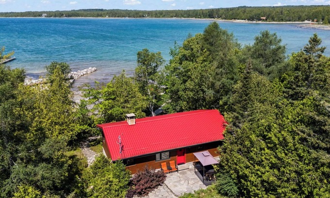 Tobermory Cottage | Sunset Shores