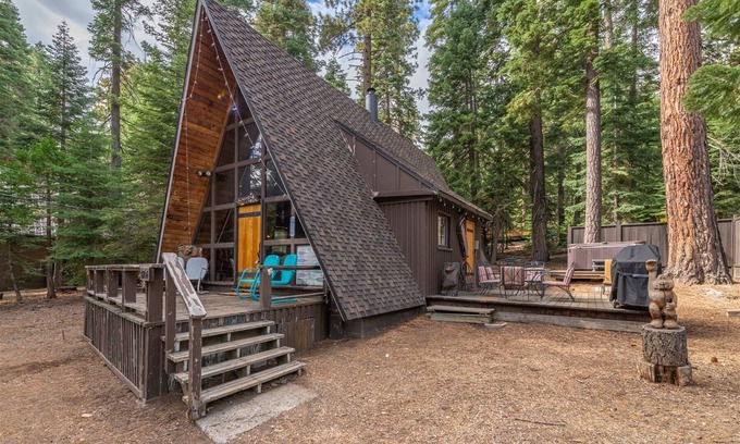 Carnelian Bay Cabin | Sunshine Cabin, Dog-Friendly, Private Hot Tub