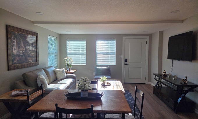 Zephyrhills House | Sunshine Retreat